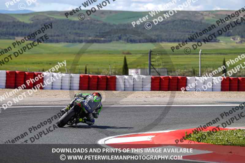 cadwell no limits trackday;cadwell park;cadwell park photographs;cadwell trackday photographs;enduro digital images;event digital images;eventdigitalimages;navarra;no limits trackdays;peter wileman photography;racing digital images;trackday digital images;trackday photos